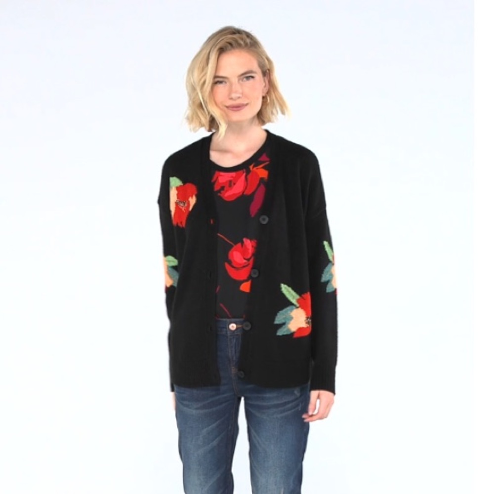 Cabi Cardigan, Coming Up Roses Cardigan sweater, style number 4465. Size Medium